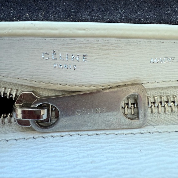 Celine Trapeze Leather Handbag Authentic Retail 1950$ - Picture 4 of 13